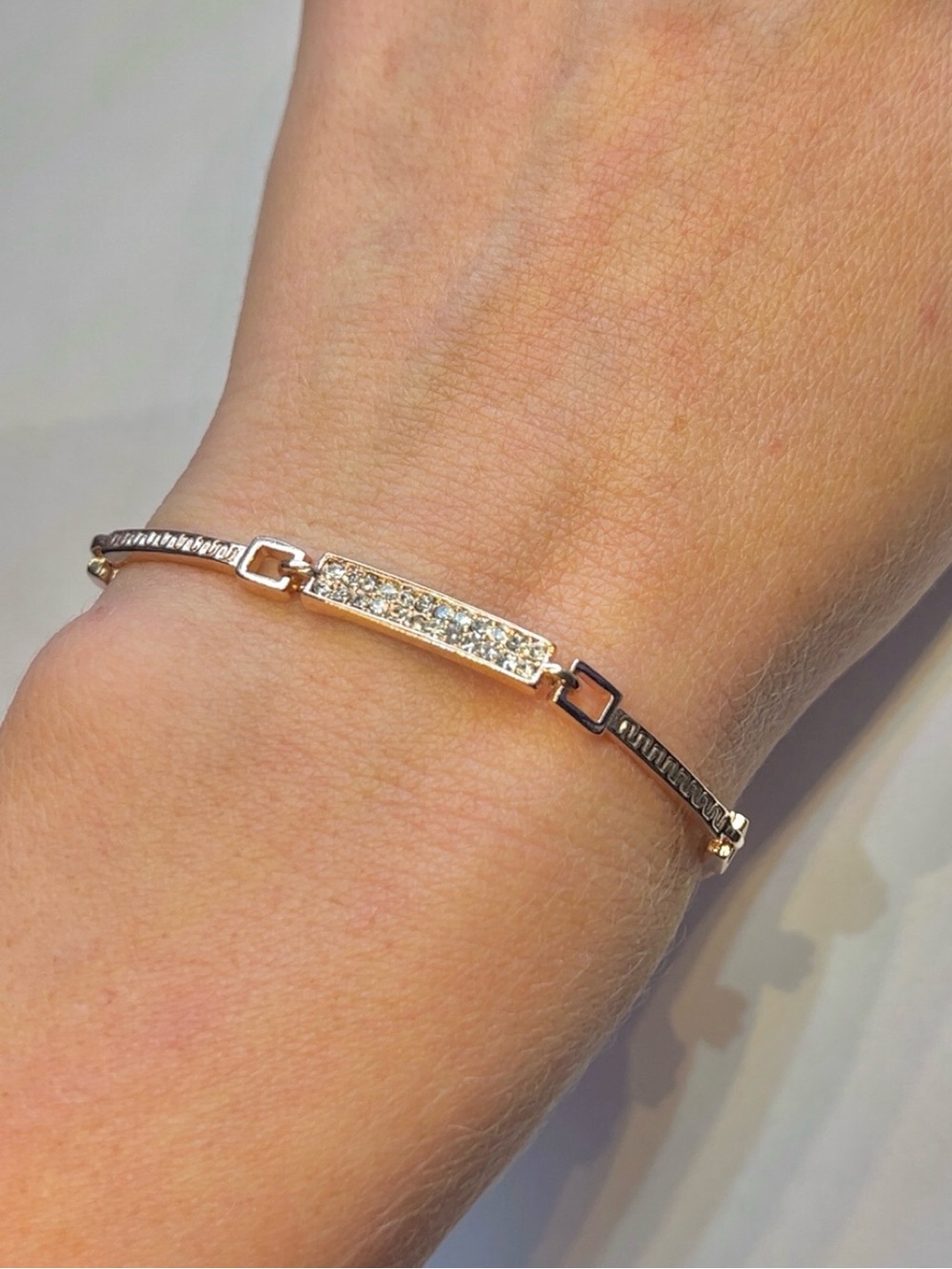 Delicate Rose Gold Tinted Bar Bracelet with Pavé Crystal,  Fashion Jewelry 17cm
